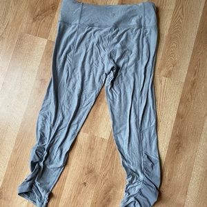 Grey Lululemon leggings